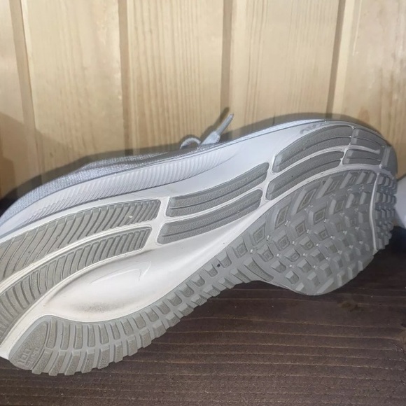 Nike Zoom Pegasus - Picture 4 of 4